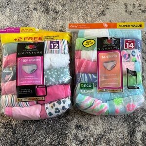 Fruit of the Loom Signature Girls' Hipsters and Bikinis Pack size 12 and 14